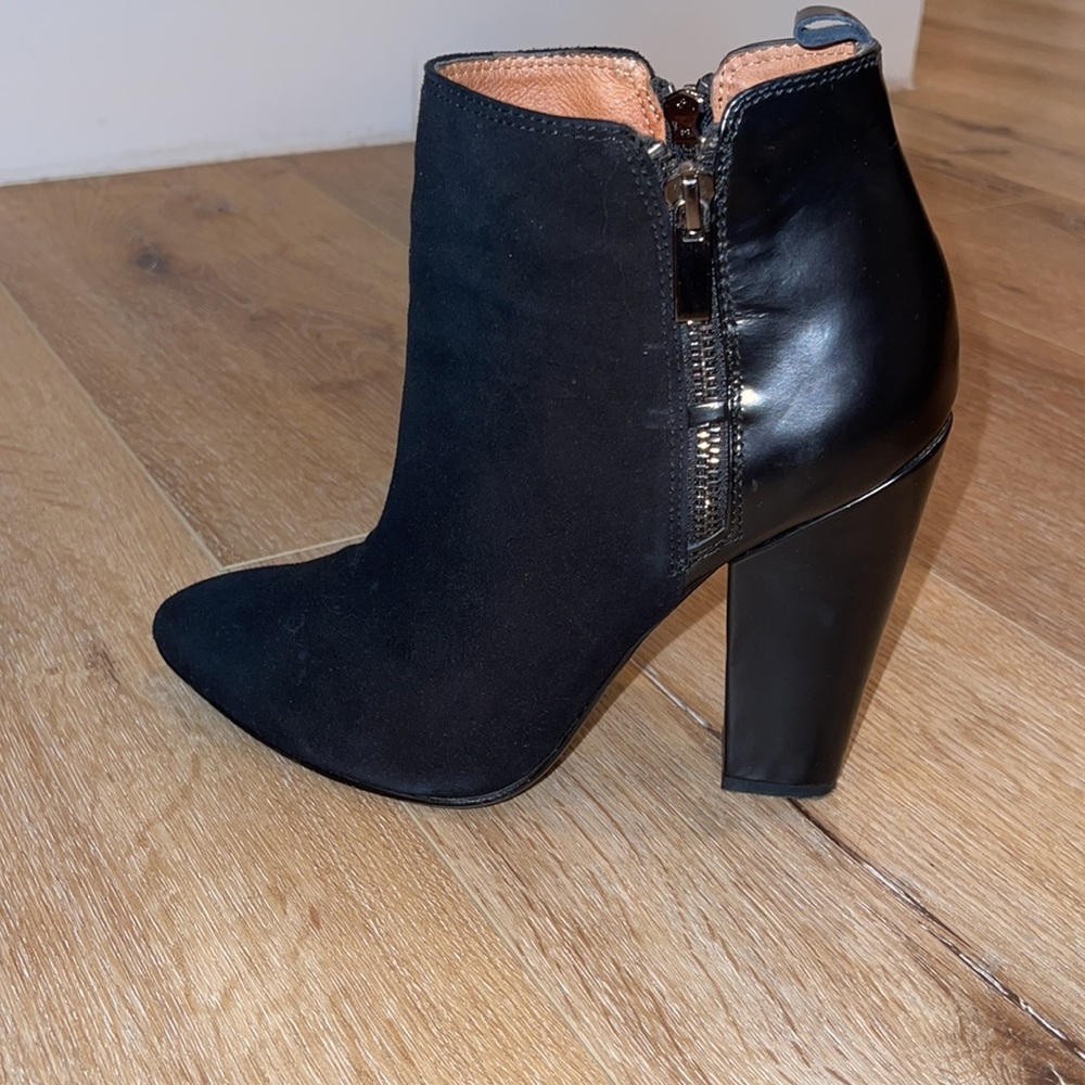 Halogen Black Suede Booties size 8.5